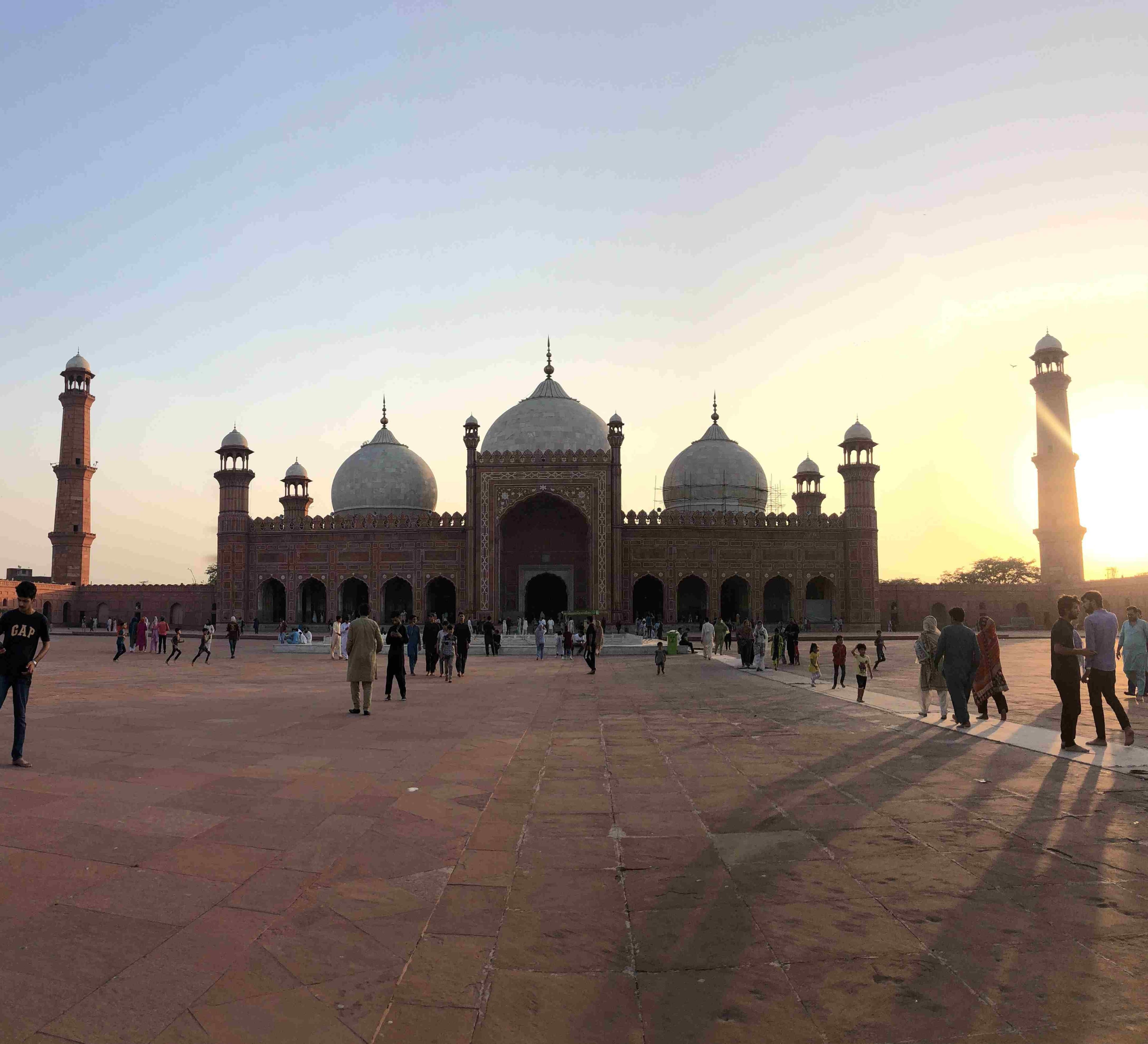 Badshahi Mosque, Lahore — unedited raw capture