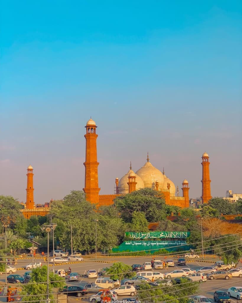 Badshahi Mosque